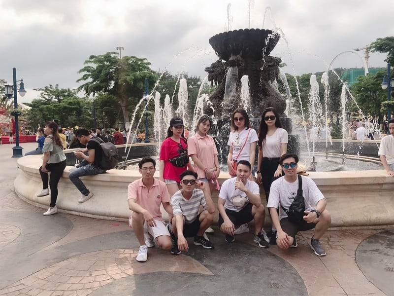 Tạp chí Du lịch Wanderlust Tips | Đóng băng thời gian với những khoảnh khắc du lịch cùng bạn thân