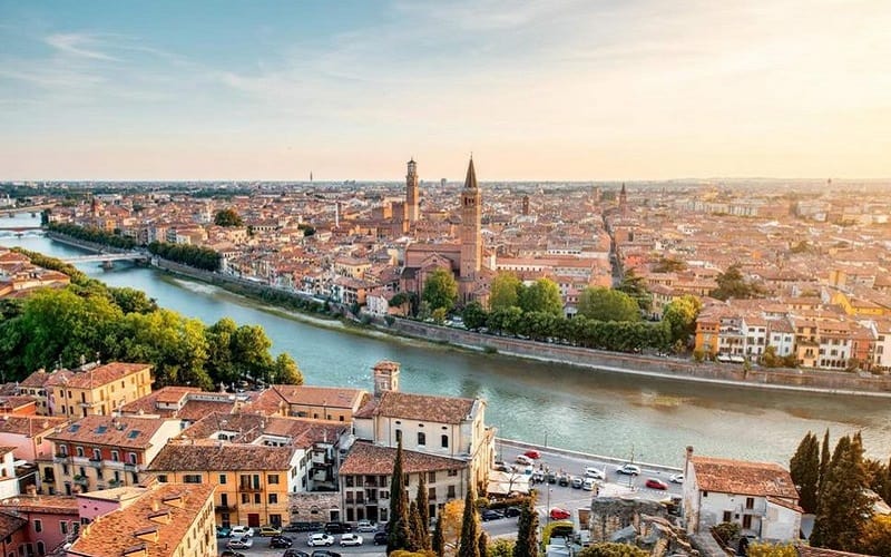 Tạp chí Du lịch Wanderlust Tips | Khám phá Verona: Thành phố của tình yêu