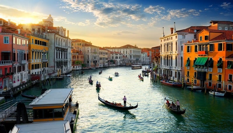 Tạp chí Du lịch Wanderlust Tips Kinh nghiệm du lịch Venice: Chìm đắm trong không gian lãng mạn 