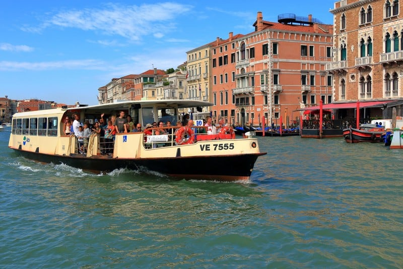 Tạp chí Du lịch Wanderlust Tips Kinh nghiệm du lịch Venice: Chìm đắm trong không gian lãng mạn 