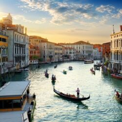 Tạp chí Du lịch Wanderlust Tips Kinh nghiệm du lịch Venice: Chìm đắm trong không gian lãng mạn