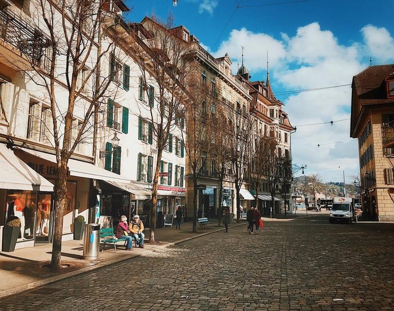 Tạp chí Du lịch Wanderlust Tips | Lạc bước ở Thụy Sĩ, chạm tay vào giấc mơ cổ tích