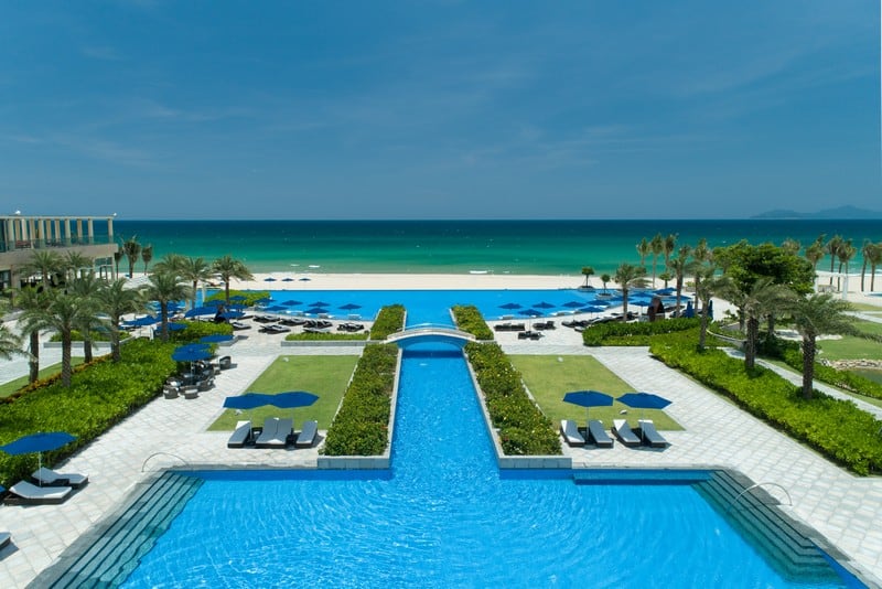 Tạp chí Du lịch Wanderlust Tips Mùa hè bên gia đình với ưu đãi Family Funstay tại Sheraton Grand Đà Nẵng