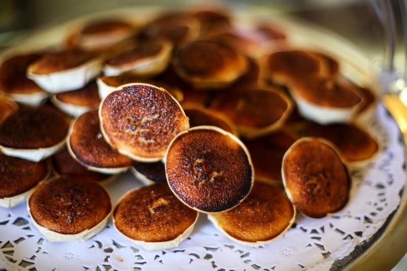 Tạp chí Du lịch Wanderlust Tips Say mình với những món bánh ngọt trứ danh của Bồ Đào Nha