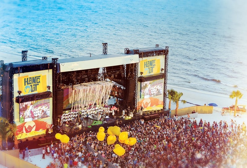 Tạp chí Du lịch Wanderlust Tips Tận hưởng mùa hè sôi động với những lễ hội bên bãi biển 