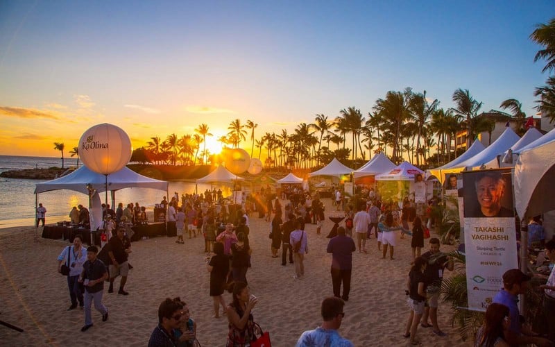 Tạp chí Du lịch Wanderlust Tips Tận hưởng mùa hè sôi động với những lễ hội bên bãi biển 