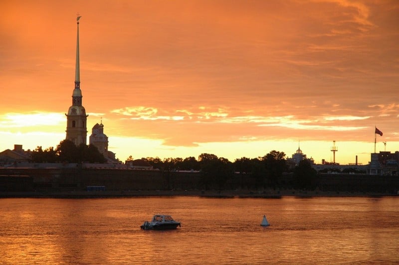 Tạp chí Du lịch Wanderlust Tips Thức cùng Saint Petersburg tận hưởng mùa lễ hội đêm trắng