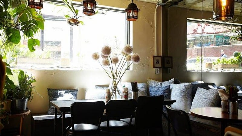 Tạp chí Du lịch Wanderlust Tips | Thưởng thức ẩm thực Việt giữa lòng Seoul