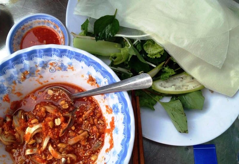 Tạp chí Du lịch Wanderlust Tips | Thơm ngon khó quên như món gỏi cá ướt Đà Nẵng