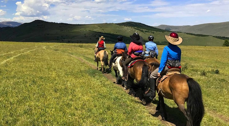 Wanderlust Tips Mongolian Horse Trek 02