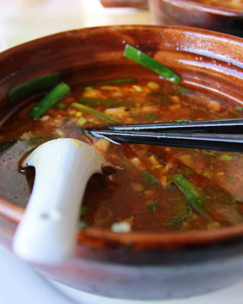 Tạp chí Du lịch Wanderlust Tips Bún qua cầu: Món ăn thấm đậm nghĩa tình vợ chồng