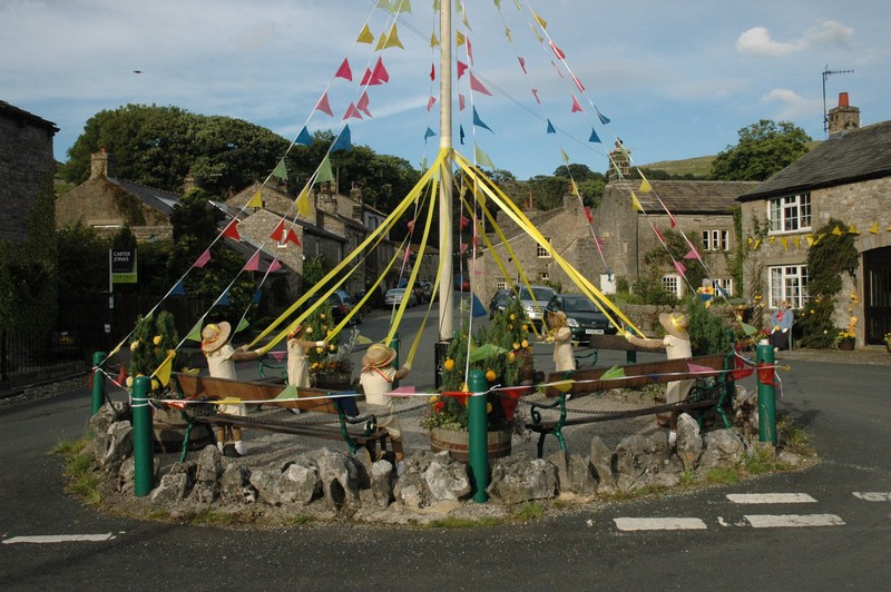 Độc đáo Lễ hội Bù nhìn Kettlewell ở Anh 8 Tạp chí Du lịch Wanderlust Tips Độc đáo Lễ hội Bù nhìn Kettlewell ở Anh