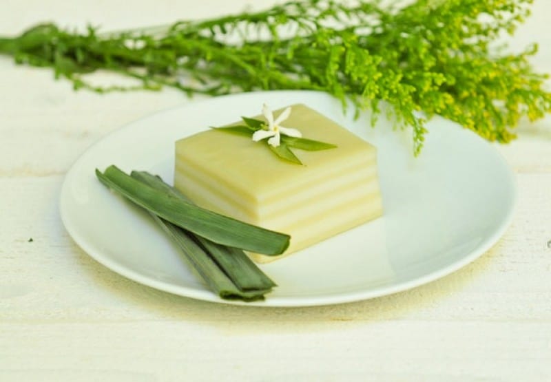 Tạp chí Du lịch Wanderlust Tips | Du lịch châu Á: "Tròn mắt" trước những món bánh xếp tầng xinh xắn