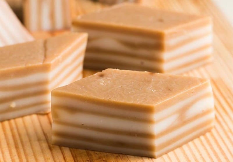 Tạp chí Du lịch Wanderlust Tips | Du lịch châu Á: "Tròn mắt" trước những món bánh xếp tầng xinh xắn