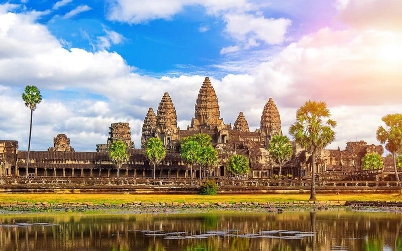 Tạp chí Du lịch Wanderlust Tips Kinh nghiệm du lịch Campuchia: Khám phá đất nước chùa tháp