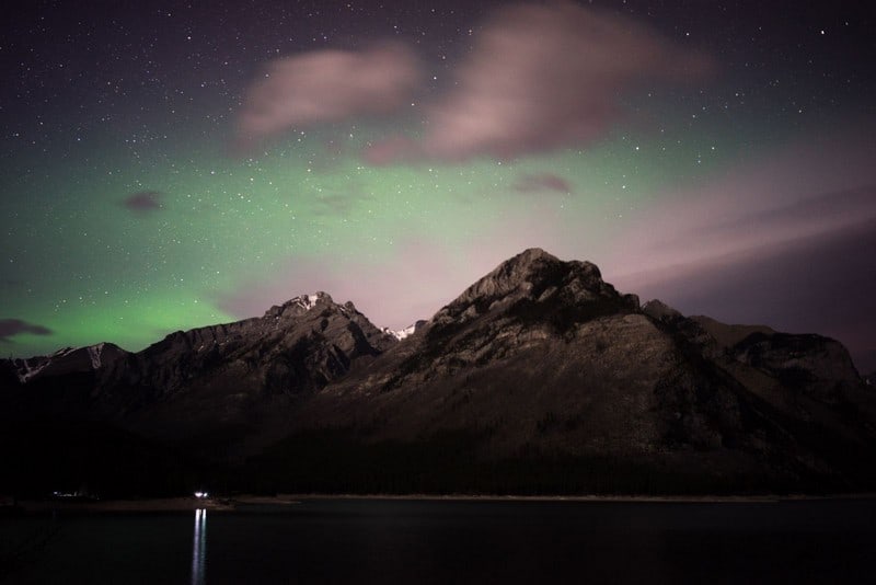 Tạp chí Du lịch Wanderlust Tips Những trải nghiệm không thể bỏ qua khi du lịch Canada