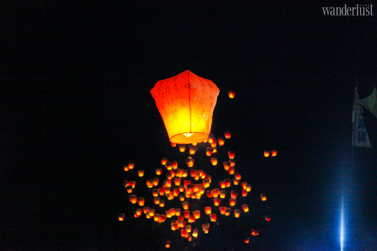 Tạp chí Du lịch Wanderlust Tips Phố cổ Thập Phần, nơi những giấc mơ bay cao