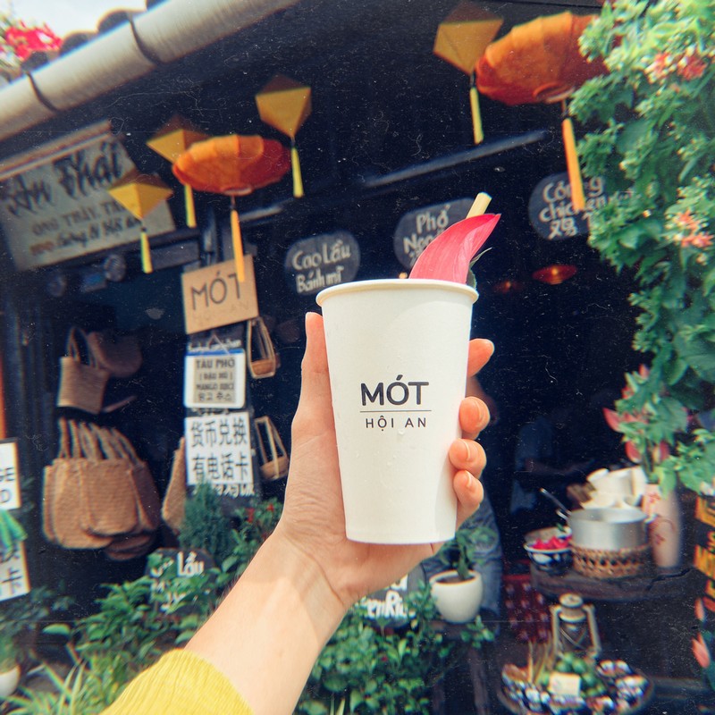 Chàng trai Sài thành "phải lòng" Đà Nẵng, Hội An 10 Tạp chí Du lịch Wanderlust Tips | Chàng trai Sài thành "phải lòng" Đà Nẵng, Hội An