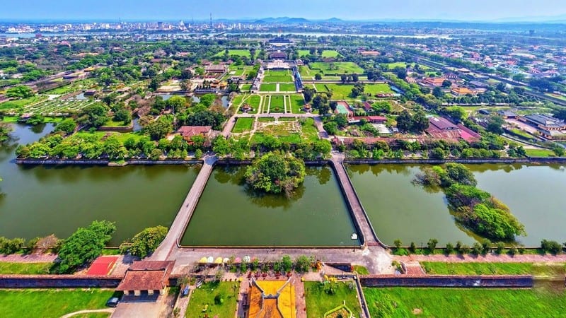 Tạp chí Du lịch Wanderlust Tips | Du lịch Huế: Khám phá cố đô thơ mộng