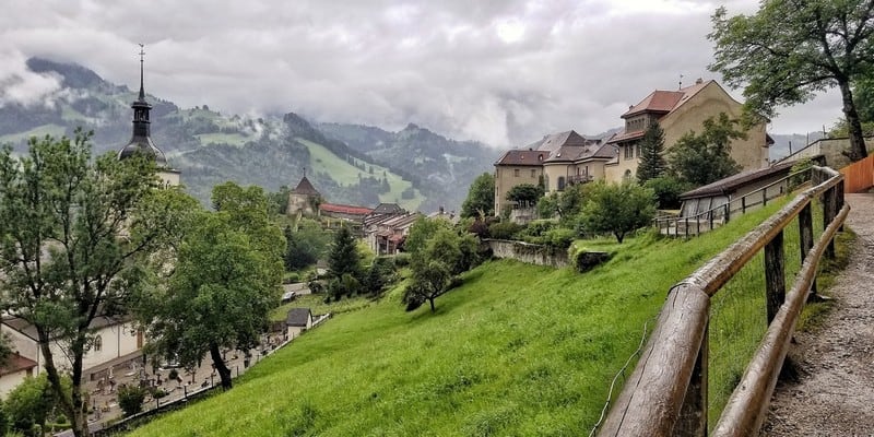 Khám phá thị trấn cổ tích Gruyère tại Thụy Sĩ 12 Tạp chí Du lịch Wanderlust Tips | Khám phá thị trấn cổ tích Gruyère tại Thụy Sĩ