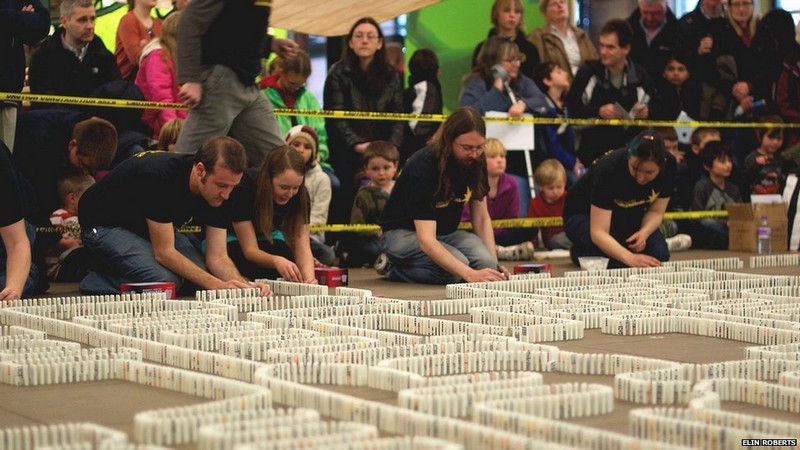 Khám phá những lễ hội tràn ngập sắc màu ở Hà Lan 9 wanderlust tips nhung le hoi khong nen bo lo khi du lich ha lan 1