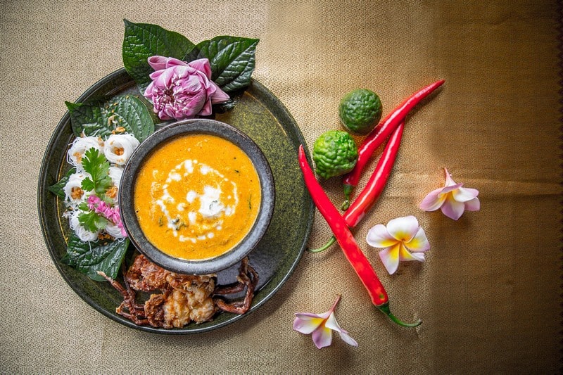 Thưởng thức món Thái đúng điệu tại khách sạn Sheraton Hanoi 7 Tạp chí du lịch Wanderlust Tips | Thưởng thức món Thái đúng điệu tại nhà hàng Oven D'or, khách sạn Sheraton Hanoi
