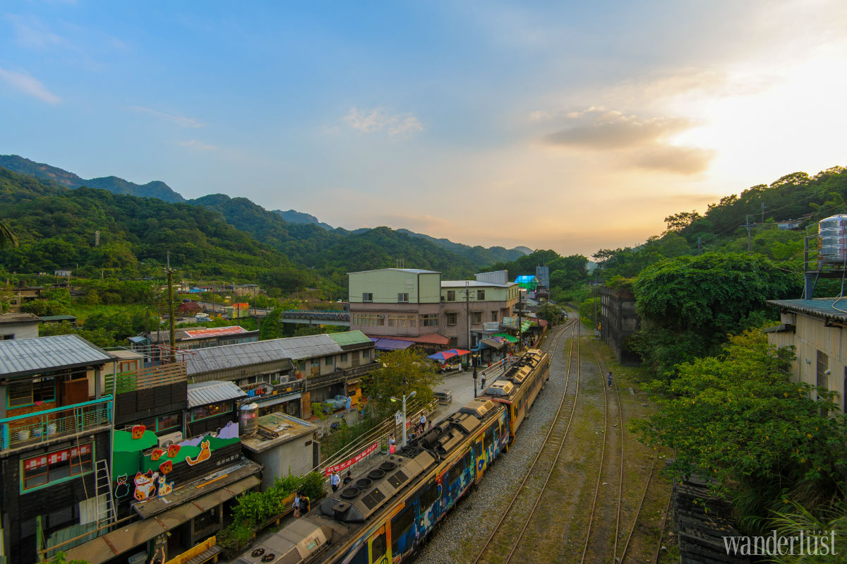 Tạp chí Du lịch Wanderlust Tips Phố cổ Thập Phần, nơi những giấc mơ bay cao