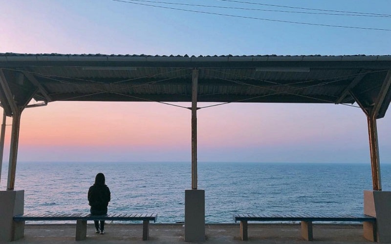 Shimonada: "Nhà ga cô độc" lẻ loi bên biển xanh ở Nhật Bản 5 Tạp chí Du lịch Wanderlust Tips | Shimonda: "Nhà ga cô độc" lẻ loi bên biển xanh ở Nhật Bản