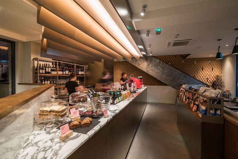 Wanderlust Tips 5 nha hang chay nen thu khi di du lich london 05