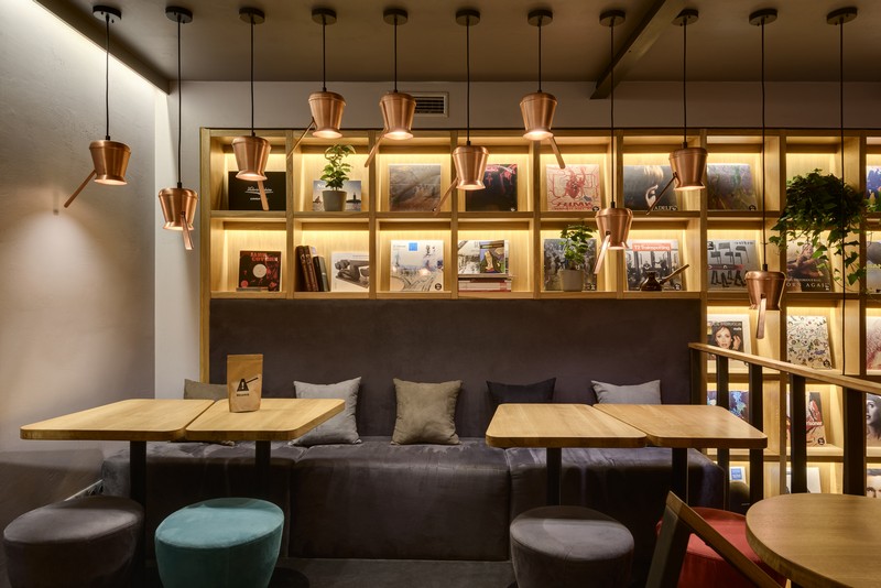 Wanderlust Tips TAKAVA coffee buffet quan ca phe doc dao mang phong cach tho nhi ky 14