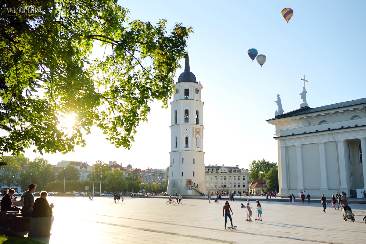 Tạp chí Du lịch Wanderlust Tips Vilnius: Trái tim bình yên của Litva - điểm đến 
