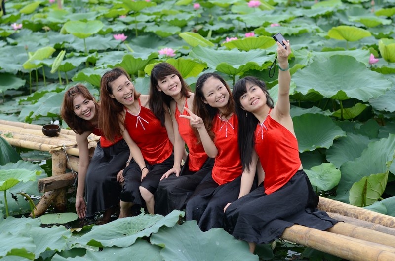 tạp chí wanderlust tips kinh nghiệm chụp ảnh đẹp với hoa sen