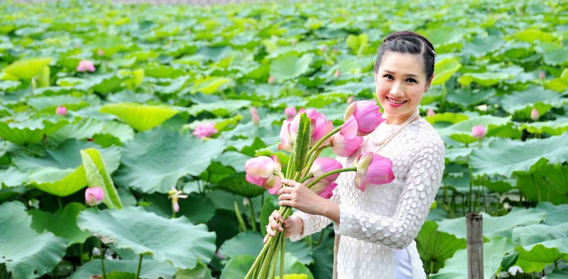 tạp chí wanderlust tips kinh nghiệm chụp ảnh với hoa sen