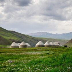 Tạp chí Du lịch Wanderlust Tips Du lịch Kyrgyzstan: Lắng nghe bản hòa ca du mục