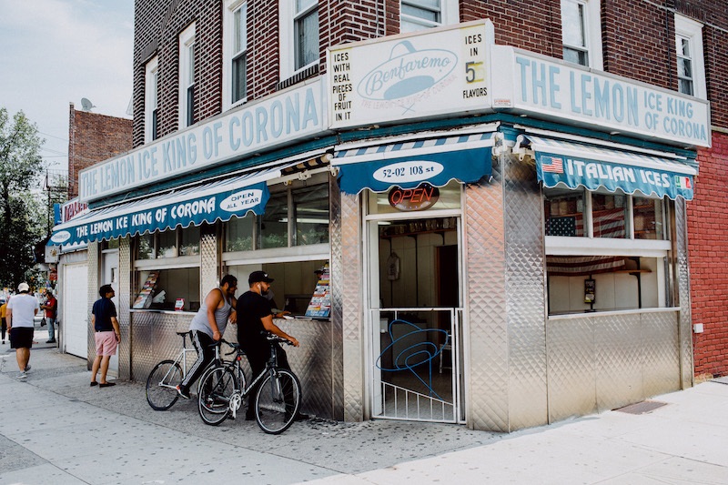 Tạp chí Du lịch Wanderlust Tips Khám phá Queens và thưởng thức ẩm thực New York đa dạng