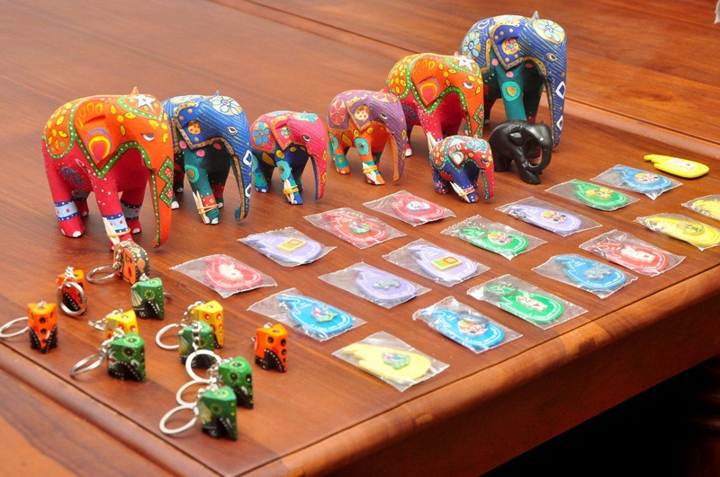 Wanderlust Tips nhung mon qua luu niem mang dac trung van hoa sri lanka 02