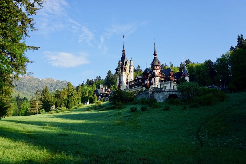 Wanderlust Tips tour du lich dac biet luu giu nhung buc anh y nghia ve romania 01