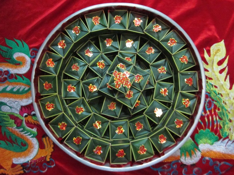 tạp chí wanderlust tips bánh phu thê sắc son tình nghĩa một đời