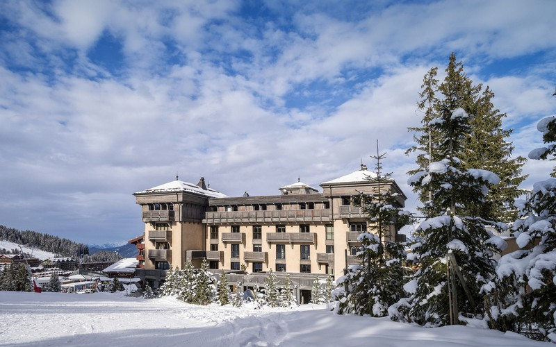 Tạp chí Du lịch Wanderlust Tips | Chìm đắm vào thế giới tuyết trắng tại khách sạn Aman Le Melezin