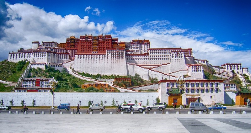 Tạp chí Du lịch Wanderlust Tips | Cung điện Potala: Lãnh địa tôn giáo thiêng liêng tại Tây Tạng