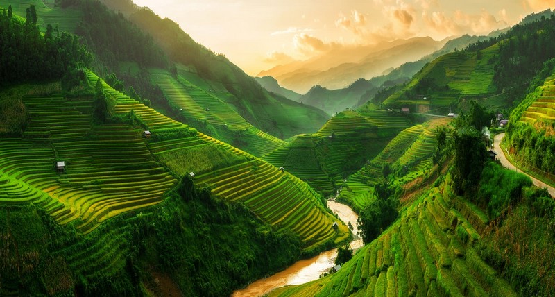 Tạp chí Du lịch Wanderlust Tips | Du lịch Tây Bắc mùa nước đổ: Đẹp lấp lánh những ô màu