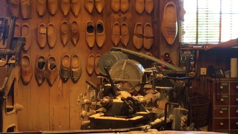 Chuyện những đôi giày gỗ ở Hà Lan 6 tạp chí wanderlust tips chuyện đôi giày gỗ ở Hà Lan