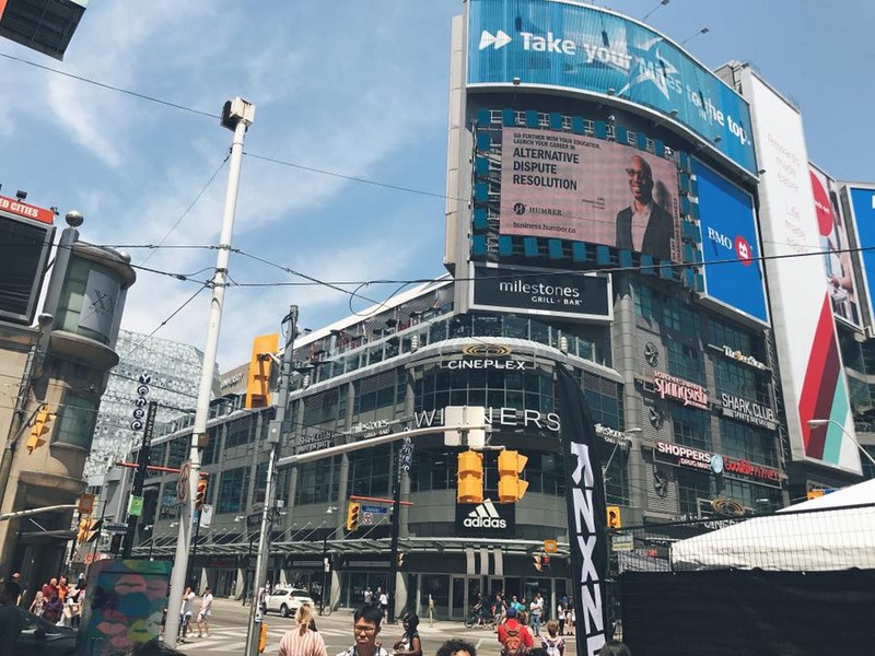 wanderlust tips hot girl xu nghe thanh xuan cua toi gui lai toronto canada 3