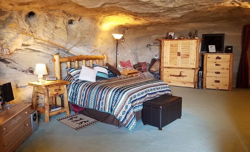 Kokopelli’s Cave: Một đêm trong hang động cổ tích 6 Tạp chí Du lịch Wanderlust Tips | Kokopelli’s Cave: Một đêm trong hang động cổ tích