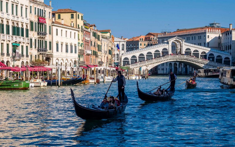 Tạp chí Du lịch Wanderlust Tips | Những thành phố nên ghé thăm khi tới Ý