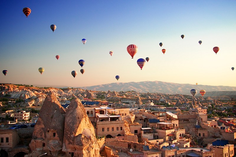 tạp chí wanderlust tips kinh nghiệm bay khinh khí cầu ở cappadocia