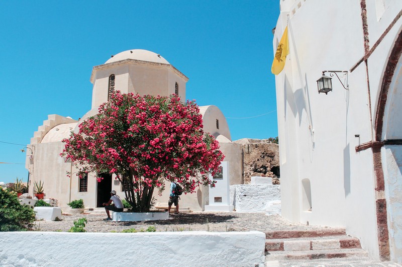 Wanderlust Tips ngam nhin nhung ngoi lang xinh dep santorini 05