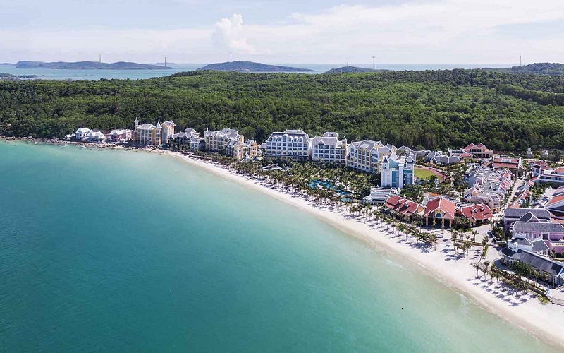 Tận hưởng mùa hè đặc biệt từ JW Marriott Phu Quoc Emerald Bay