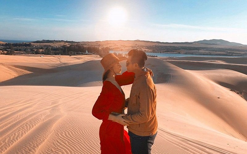 Bàu Trắng: Sa mạc Sahara đẹp ngây ngất ở Việt Nam 5 Tạp chí Du lịch Wanderlust Tips | Bàu Trắng: Có một "sa mạc Sahara" đẹp ngây ngất ở Việt Nam