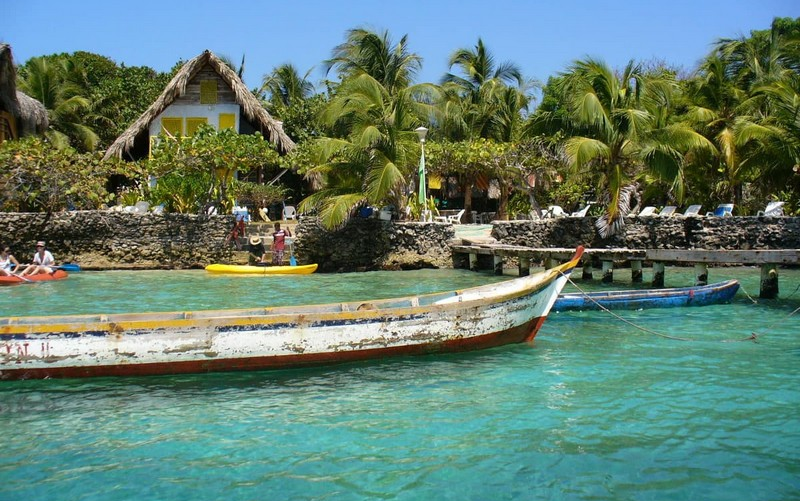 Tạp chí Du lịch Wanderlust Tips | Chiêm ngưỡng những bãi biển xanh trong tuyệt đẹp